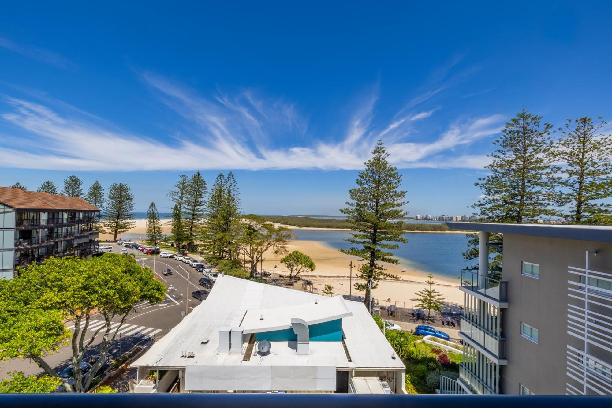 Belaire Place Motel Apartments Caloundra Exterior photo