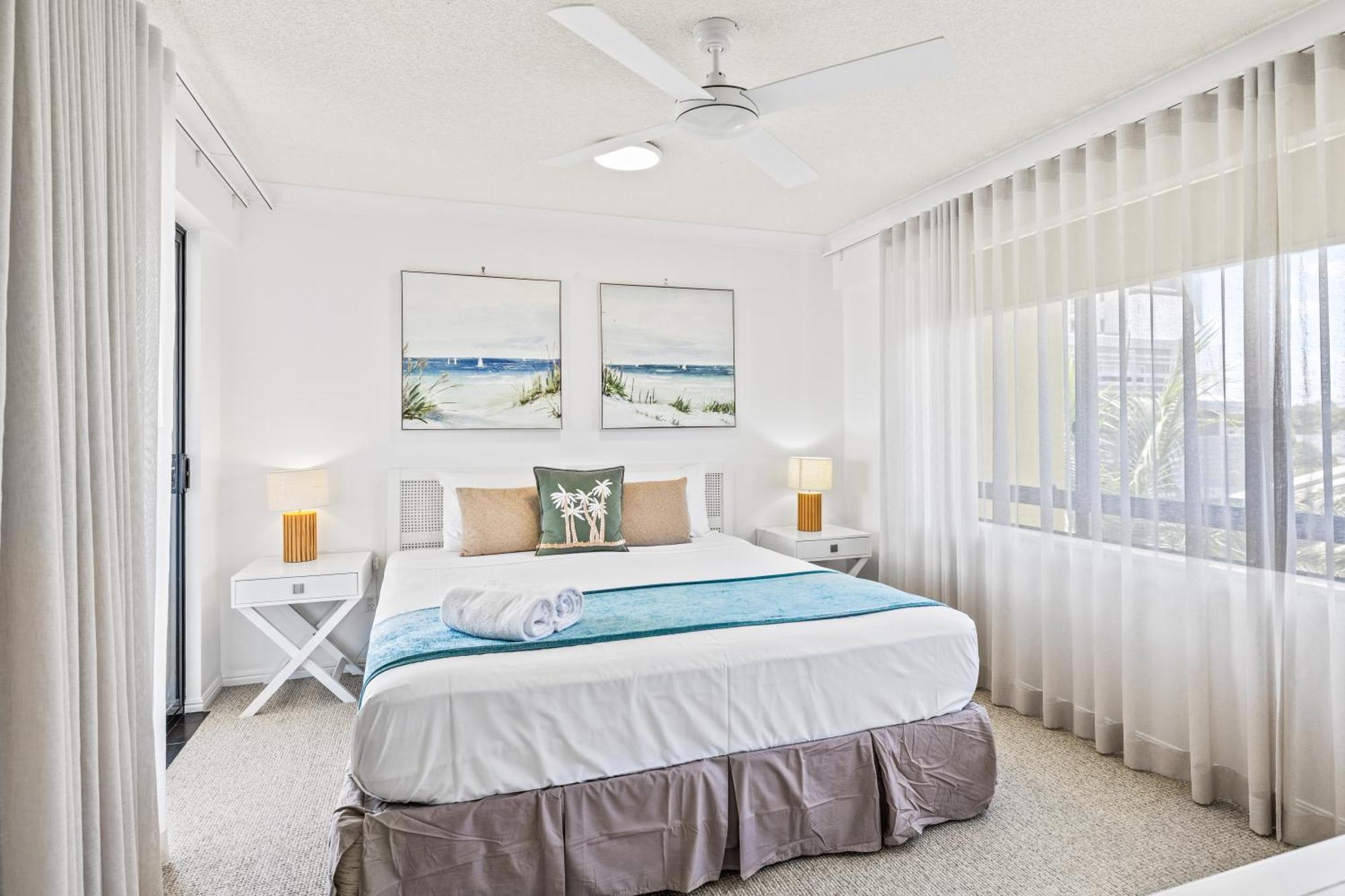Belaire Place Motel Apartments Caloundra Exterior photo